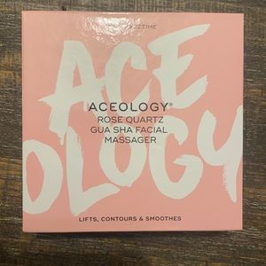 Rose Quartz Gua Sha Facial Massager